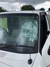 MOBILE WINDSHIELD & AUTO GLASS