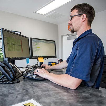 Bob's Service Center