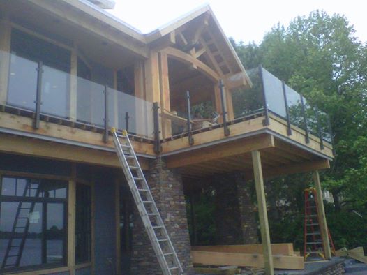 Glass Repair and Replacement
