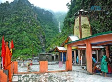 Chardham Yatra Tour Package | hindustan Trips Best