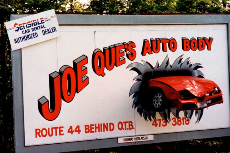JOE QUE'S AUTO BODY